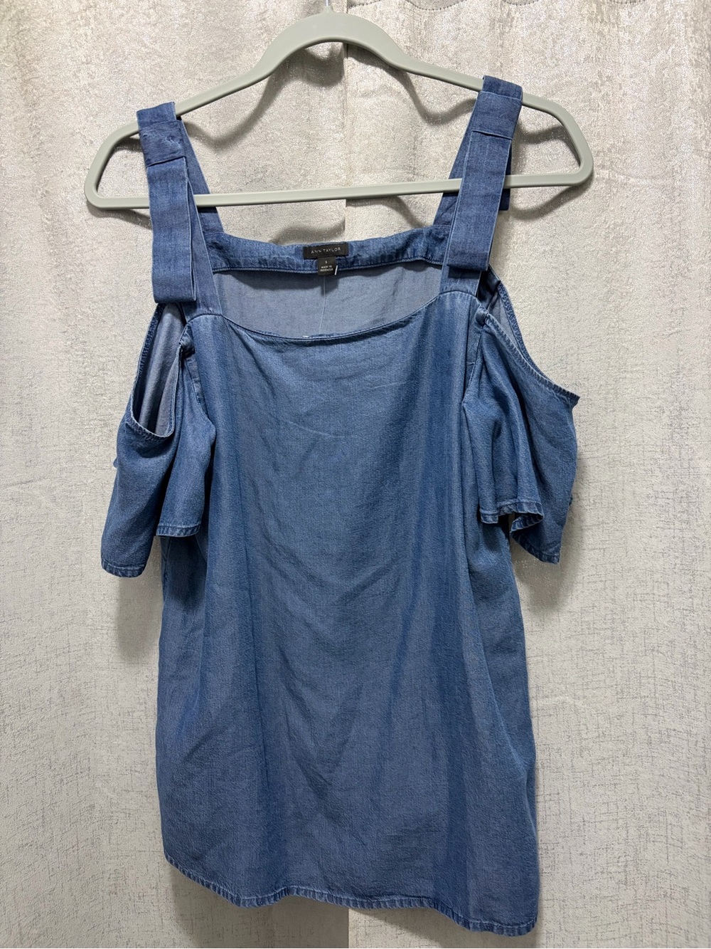 Ann Taylor Light Blue Cold-Shoulder Denim-Look Tunic